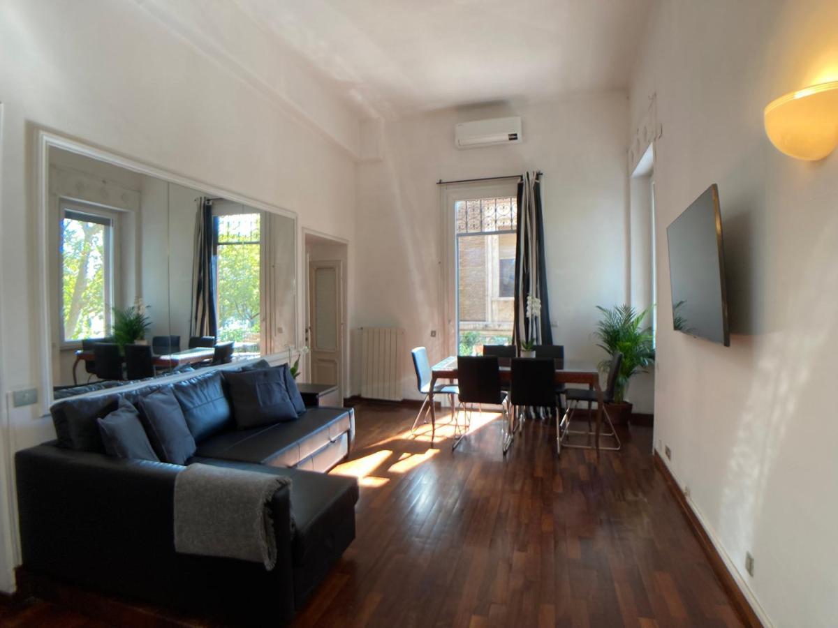Maison Cloe Near The Spanish Steps 로마 외부 사진